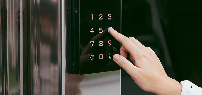 Keyless Door Entry System in Kendall West, FL